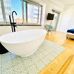 The Postcard Avenue Bed & Breakfast 4*