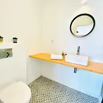 The Postcard Avenue Bed & Breakfast Lisboa