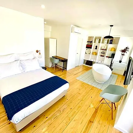 The Postcard Avenue Bed & Breakfast