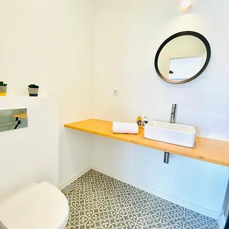 The Postcard Avenue Bed & Breakfast Lisbon