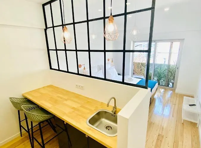 Bed & Breakfast The Postcard Avenue Lisbon