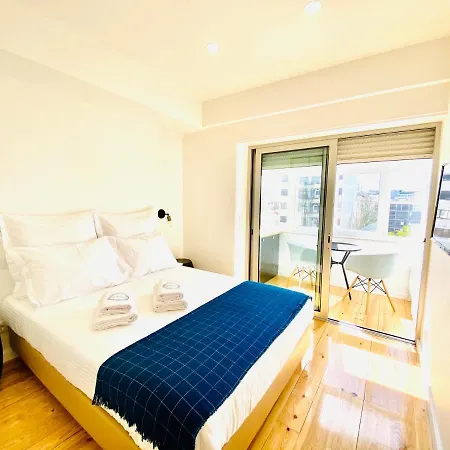 Couette-café The Postcard Avenue 4*